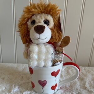 “No Lion, Your My Valentine” Plush Valentine’s Gift Set.